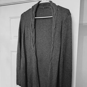 NEUSED UNKNOWN LABEL LADIES SIZE SMALL DARK GRAY OPEN CARDIGAN